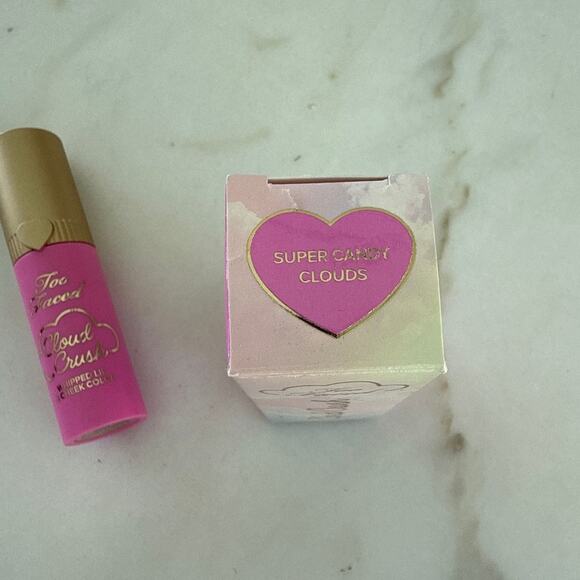 Too Faced Cloud Crush Whipped Lip and Cheek Color Super Candy Clouds - Picture 2 of 3